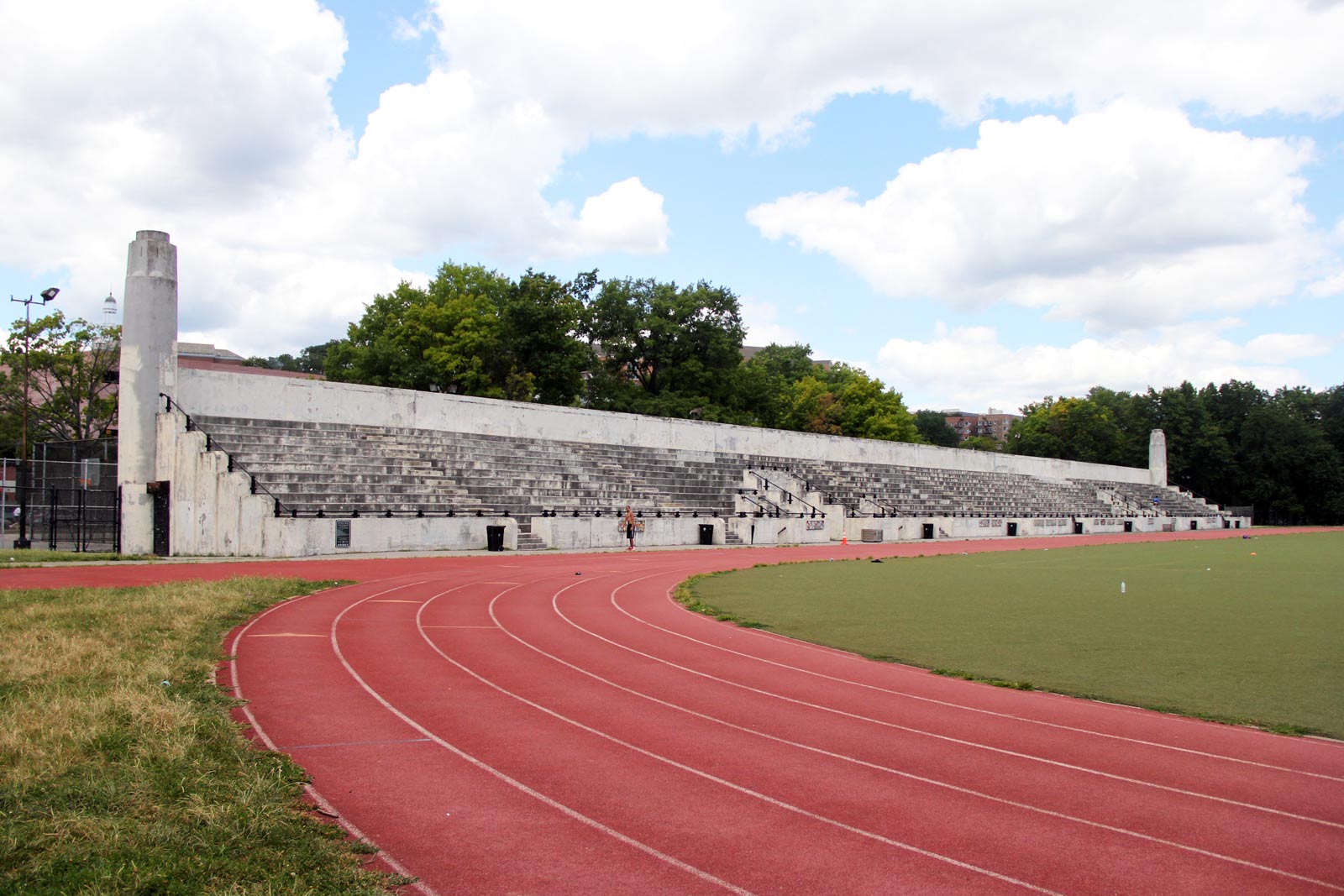 Van Cortlandt Stadium